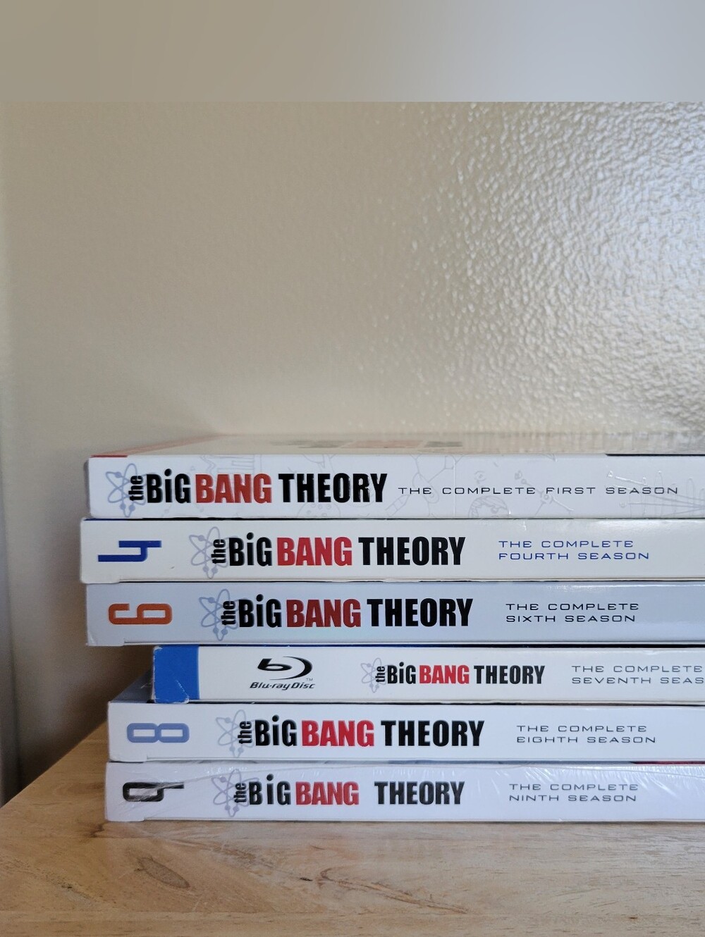 Big Bang Theory | Seasons 1, 4, 6, 7 ,8 and sealed 9